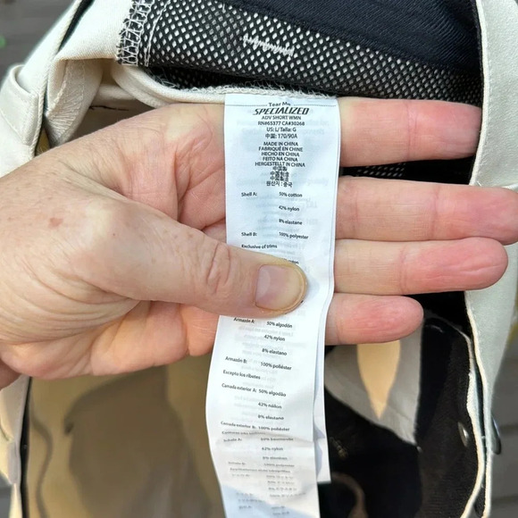 NWT Specialized women’s advantage white shorts size large - Picture 5 of 6